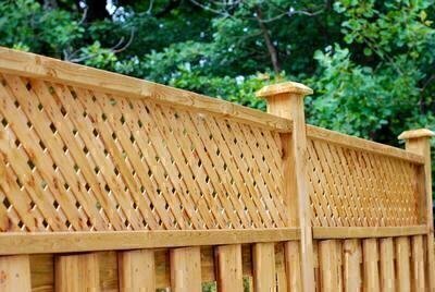 How to Find a Fine Fence Builder image