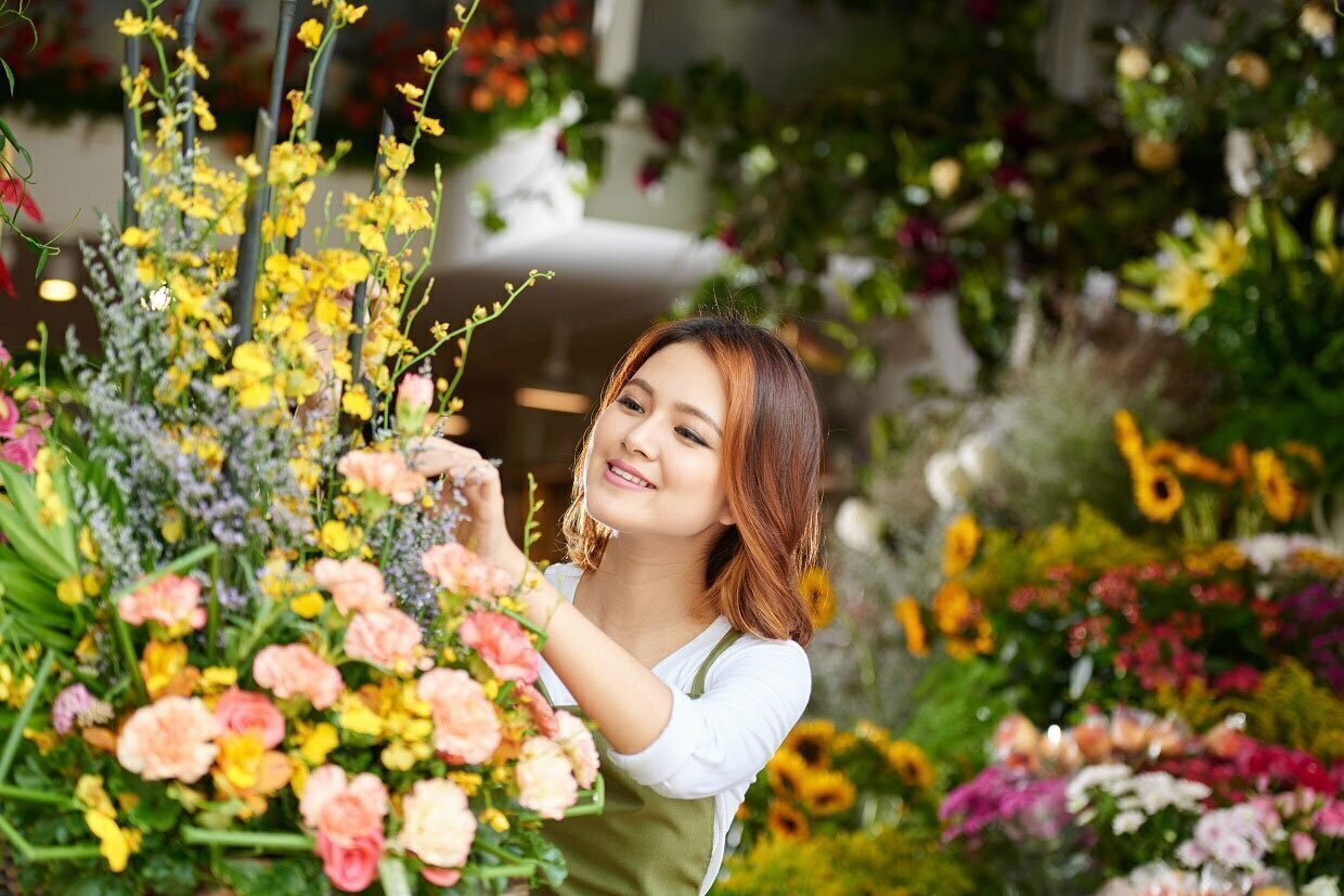 Which Florists Offer the Best Service and Prices? National